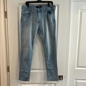EUC Men’s Hollister Skinny Jeans 32x30
